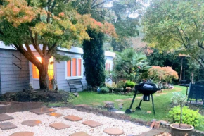 Beautiful Peaceful Cottage Overlooking The Museum